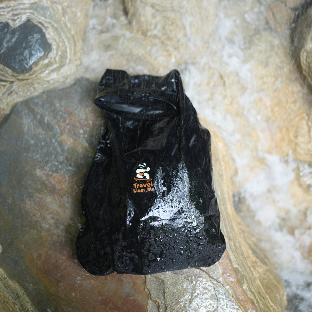 Aqua-Dry Bag-Adjustable & foldable 20 liters.