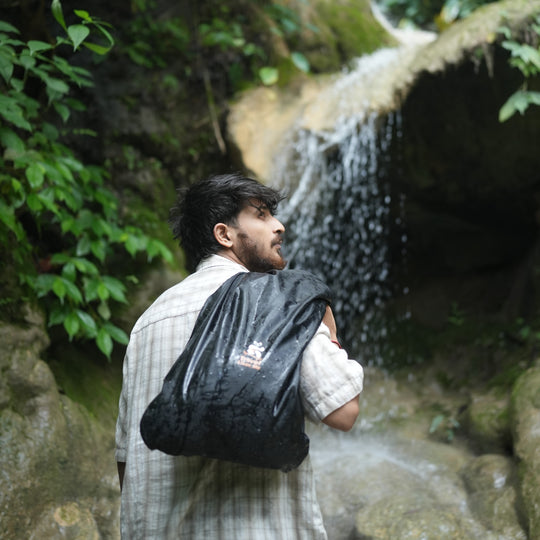 Aqua-Dry Bag-Adjustable & foldable 20 liters.