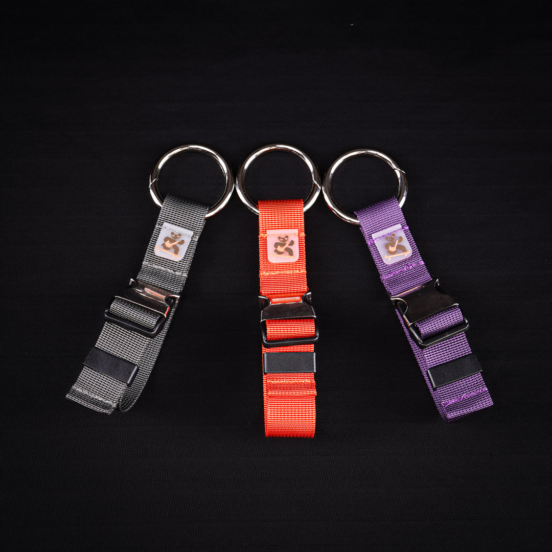 TLM Carry Clip – Heavy-Duty Travel Hook for Hands-Free Convenience
